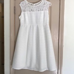 White maternity dress